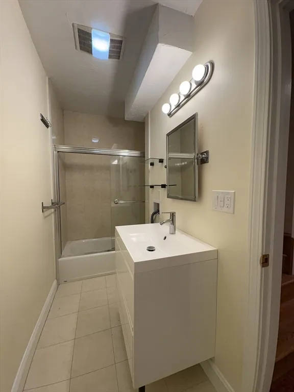 4 bed, 2 bath apartment for rent at 191 Winthrop Rd Unit 1, Aspinwall Hill — photo 10 of 15