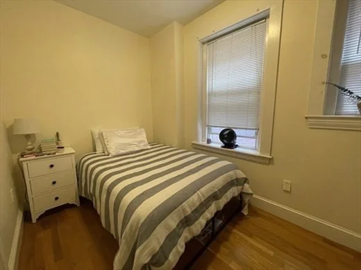 3 bed, 2 bath apartment for rent at 191 Winthrop Rd Unit 2, Washington Square — photo 13 of 14