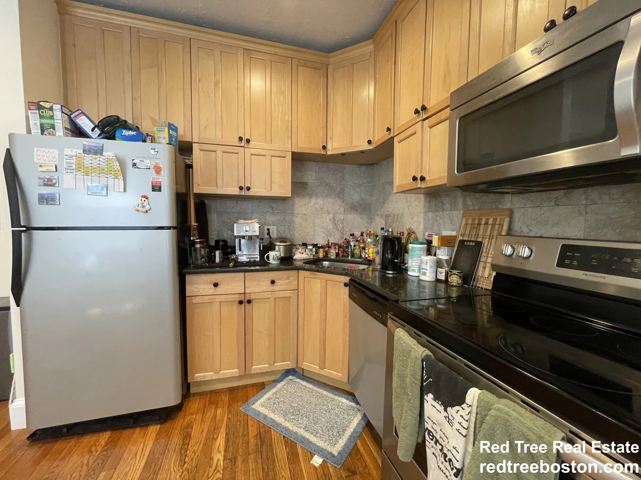 4 bed, 2 bath apartment for rent at 191 Winthrop Rd Unit 3, Aspinwall Hill — photo 3 of 28
