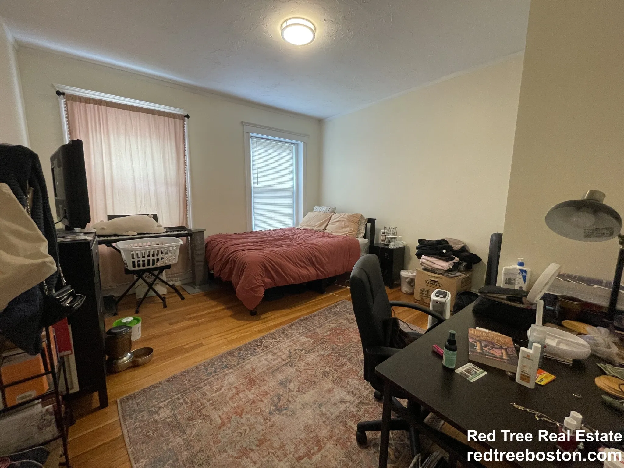 4 bed, 2 bath apartment for rent at 191 Winthrop Rd Unit 3, Aspinwall Hill — photo 4 of 28