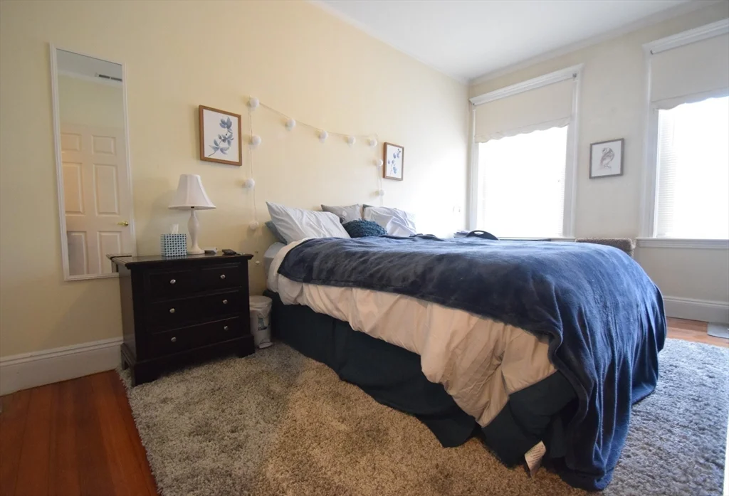 2 bed, 1 bath apartment for rent at 191 Winthrop Rd Unit 4, Washington Square