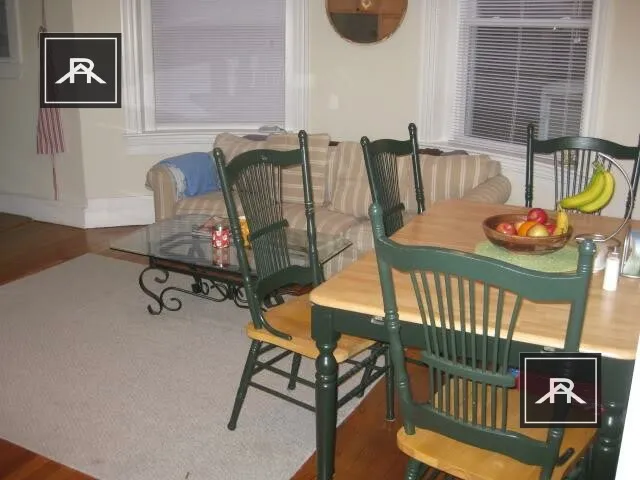 4 bed, 2 bath apartment for rent at 191 Winthrop Rd Unit 5, Aspinwall Hill — photo 4 of 10