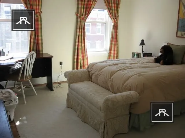 4 bed, 2 bath apartment for rent at 191 Winthrop Rd Unit 5, Aspinwall Hill — photo 3 of 10