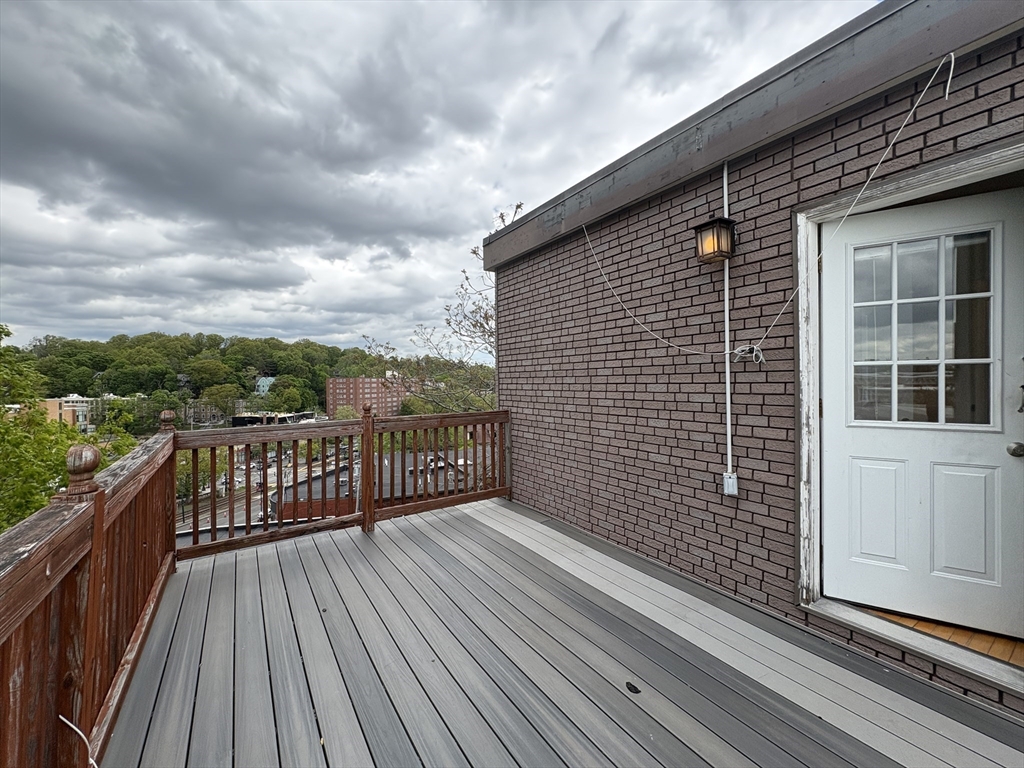 2 bed, 2 bath apartment for rent at 191 Winthrop Rd Unit 6, Brookline — photo 2 of 19