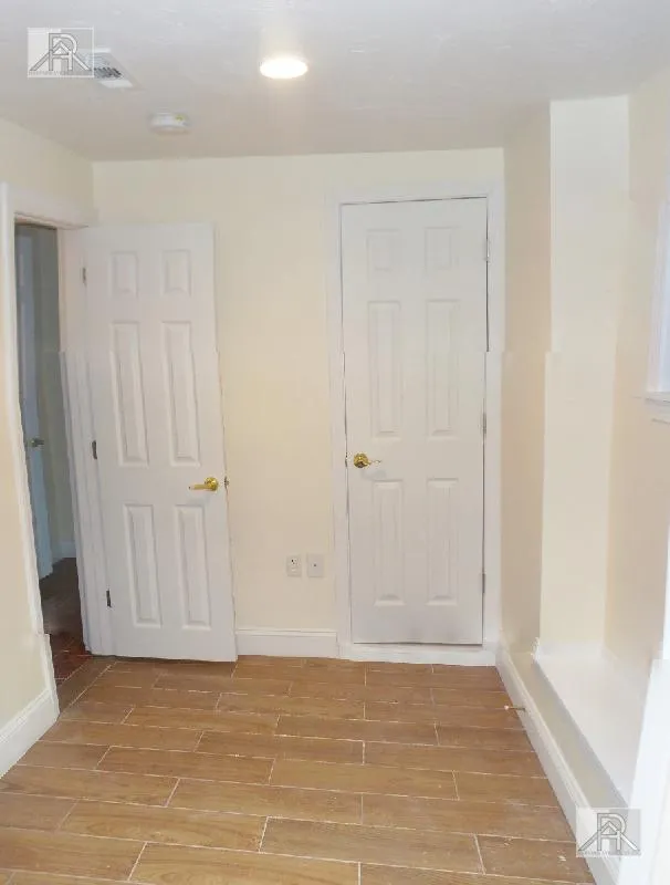 2 bed, 2 bath apartment for rent at 191 Winthrop Rd Unit 7, Aspinwall Hill — photo 17 of 24