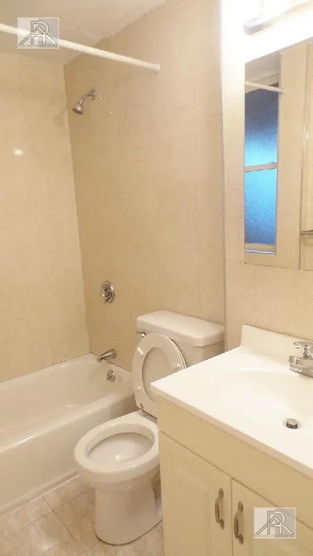 2 bed, 2 bath apartment for rent at 191 Winthrop Rd Unit 7, Aspinwall Hill — photo 9 of 24