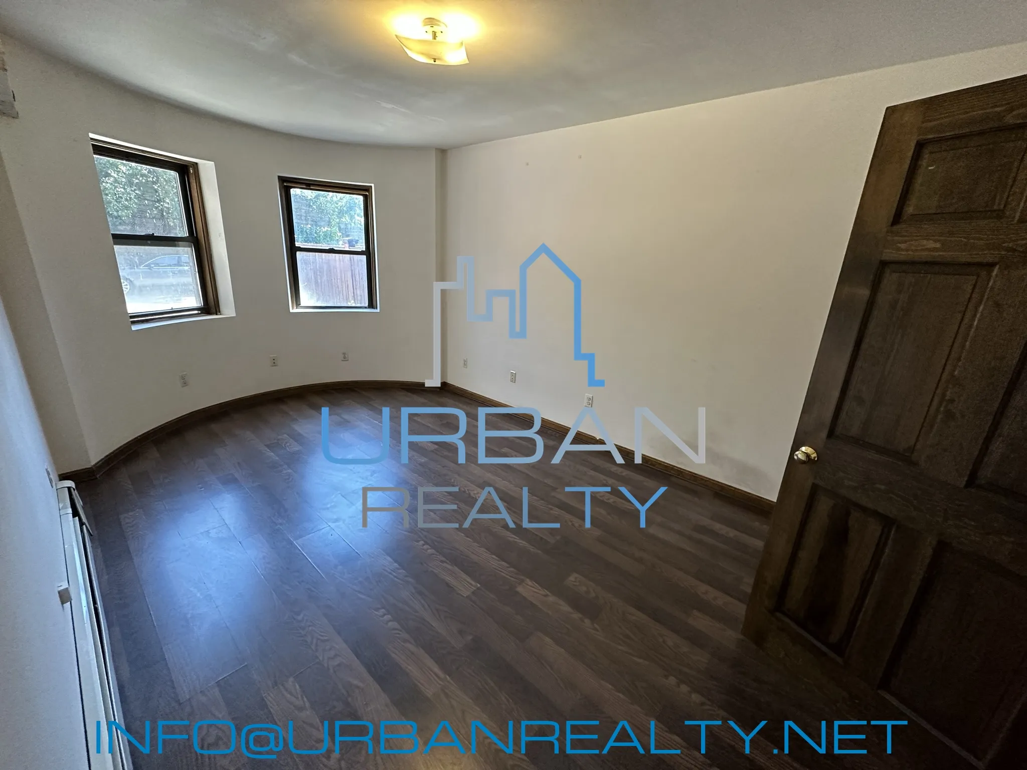 4 bed, 2 bath apartment for rent at 1911 Beacon St Unit 1, Brookline — photo 5 of 7