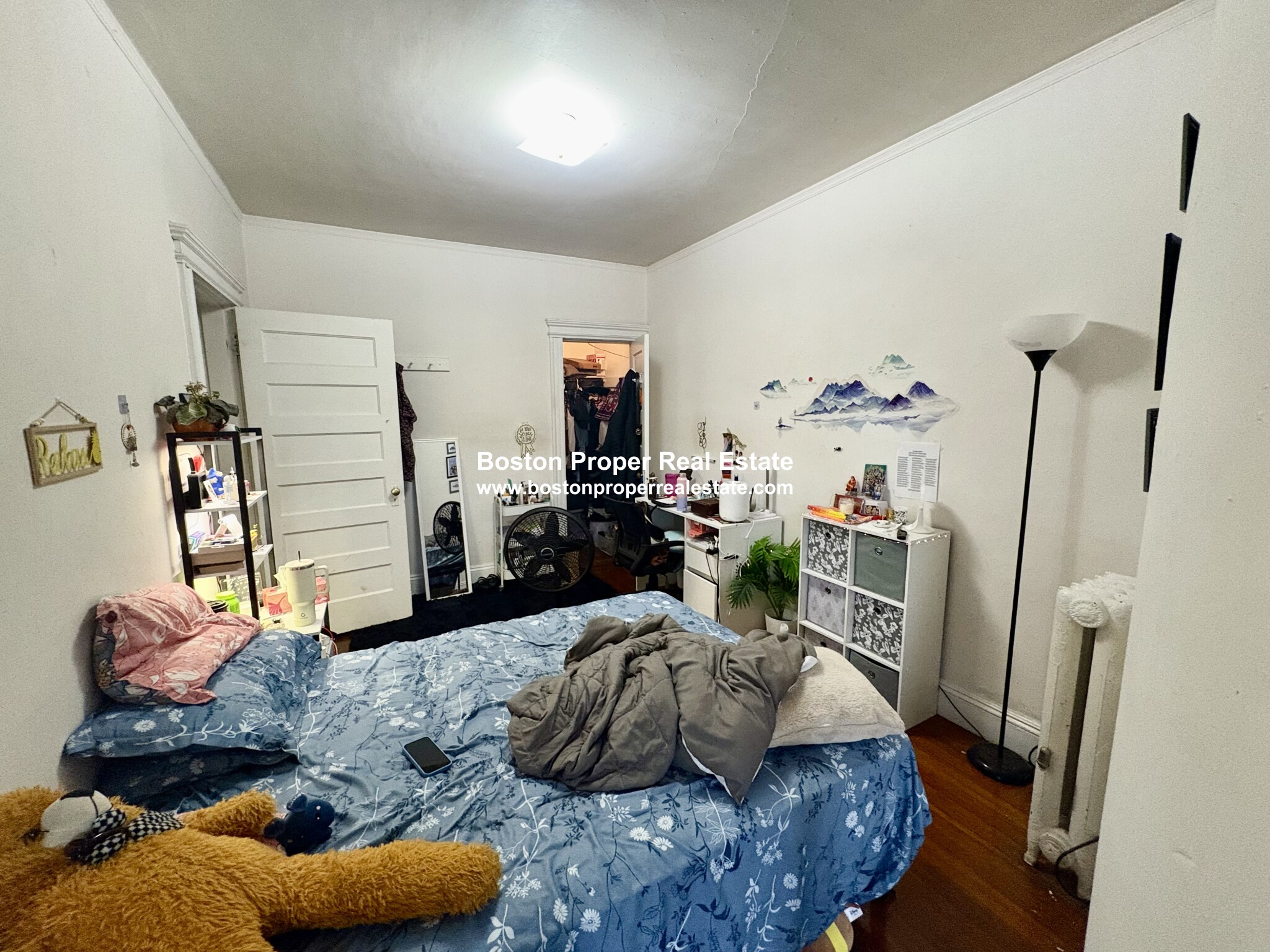 4 bed, 2 bath apartment for rent at 1911 Beacon St Unit 3, Brookline — photo 11 of 19