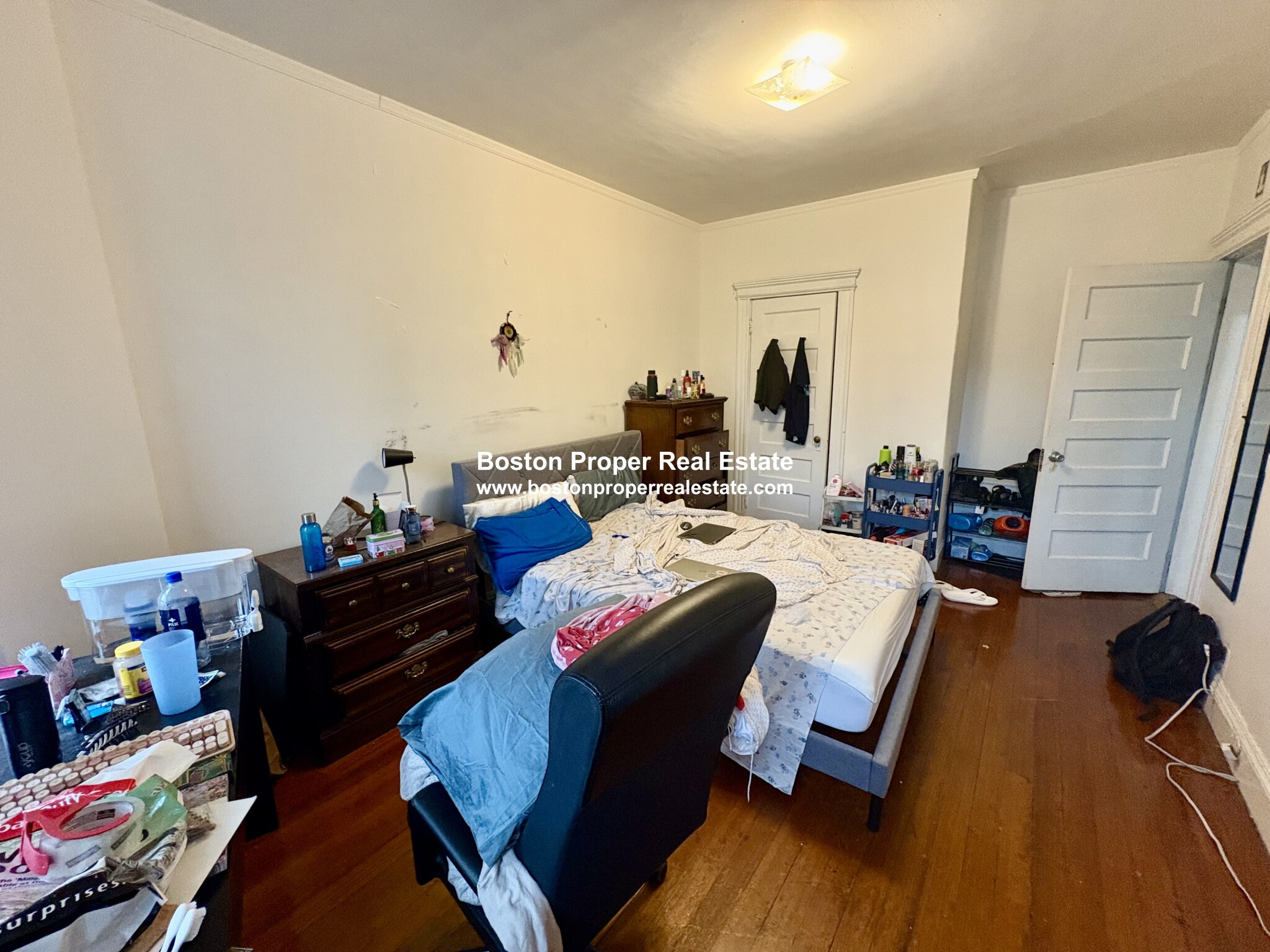 4 bed, 2 bath apartment for rent at 1911 Beacon St Unit 3, Brookline — photo 13 of 19