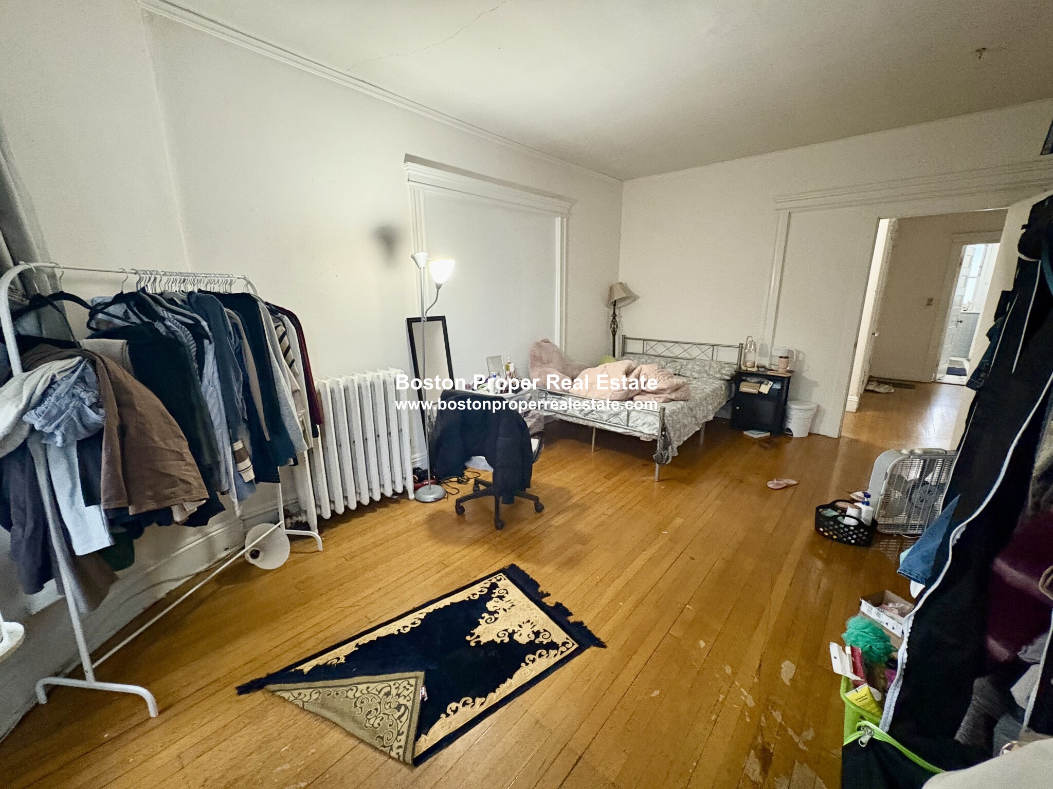 4 bed, 2 bath apartment for rent at 1911 Beacon St Unit 3, Brookline — photo 6 of 19