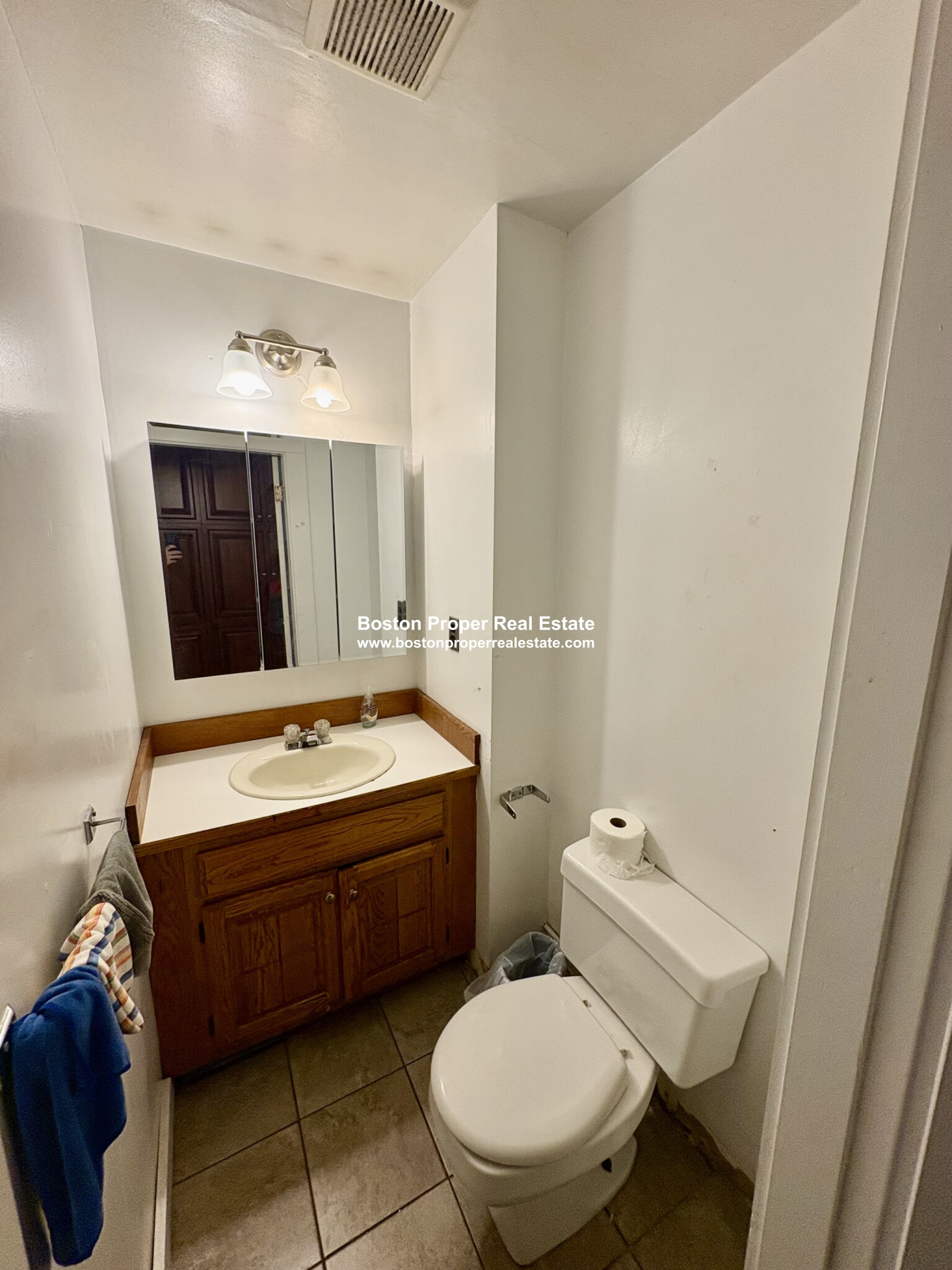 4 bed, 2 bath apartment for rent at 1911 Beacon St Unit 3, Brookline — photo 14 of 19