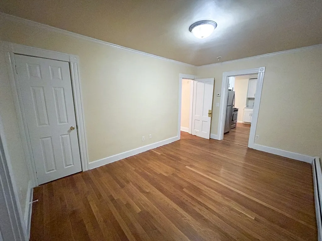3 bed, 1 bath apartment for rent at 1911 River St Unit 2, Hyde Park — photo 10 of 16