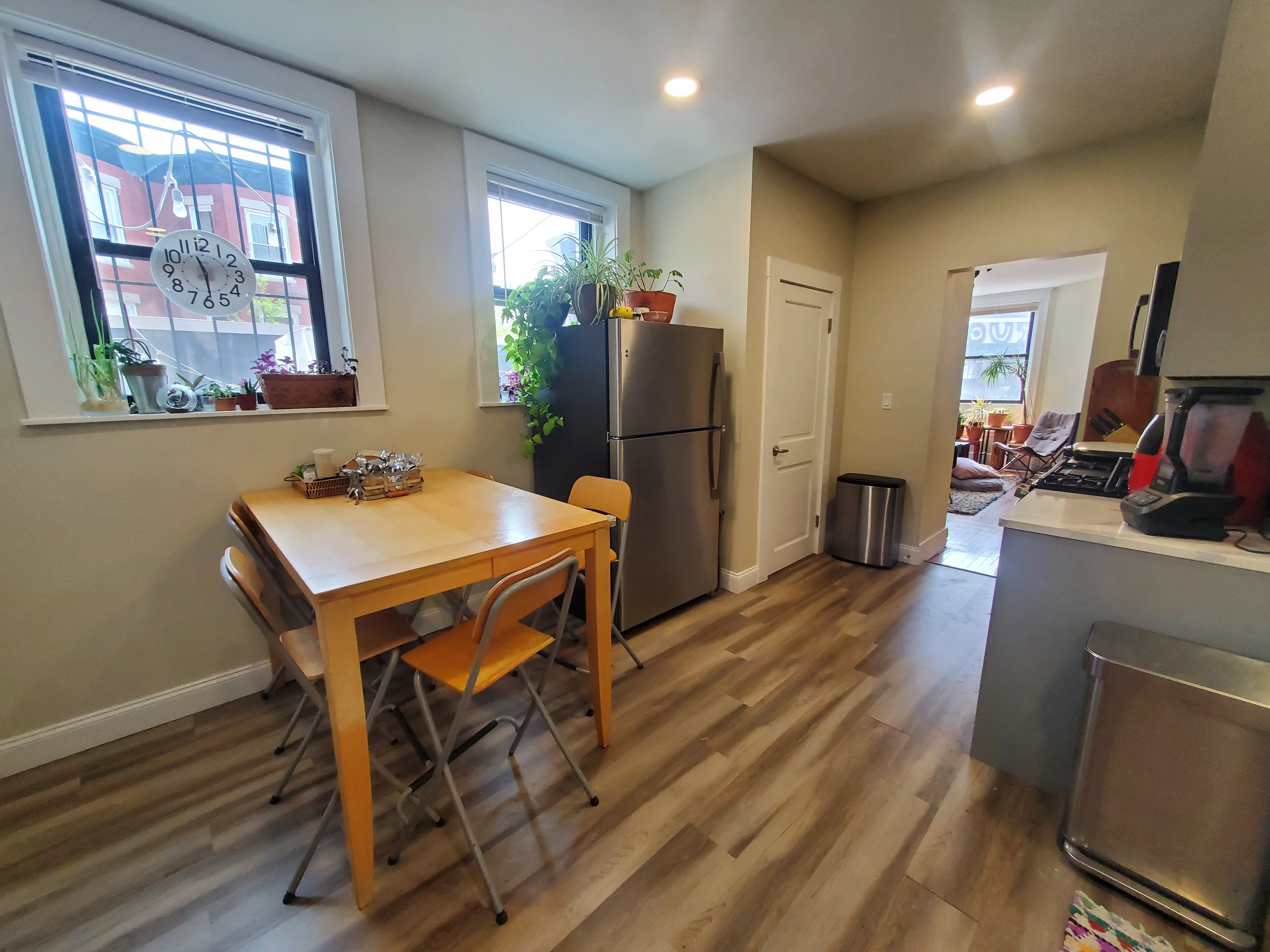 5 bed, 2 bath apartment for rent at 1914 Beacon St Unit 1, Brighton — photo 4 of 16