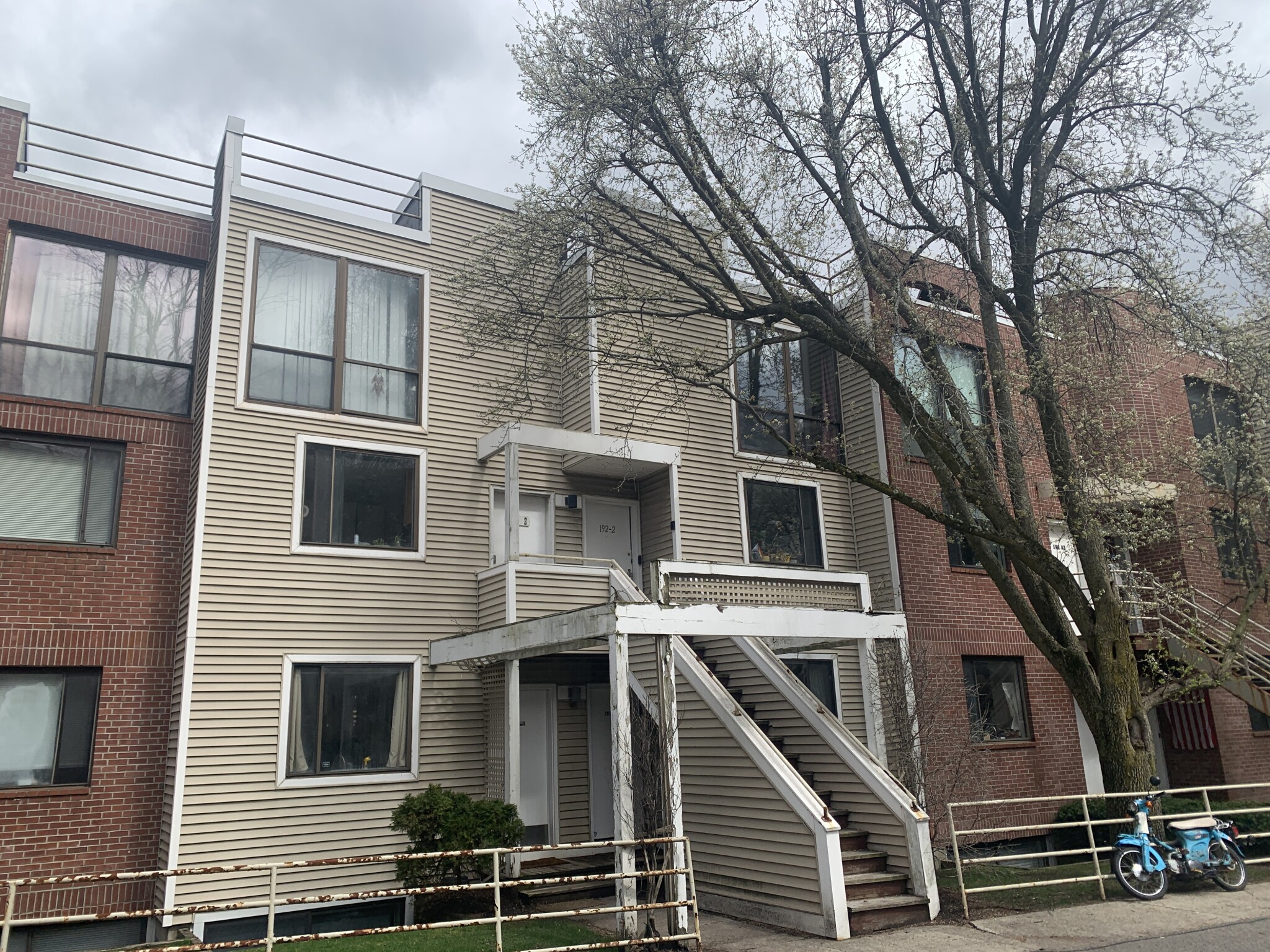 2 bed, 1 bath apartment for rent at 192 Allston St Unit 2, Brighton — photo 9 of 9