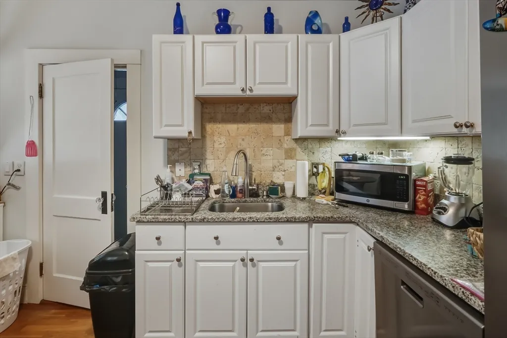 2 bed, 1 bath apartment for rent at 192 Brookside Pkwy Unit 2, Medford — photo 8 of 25
