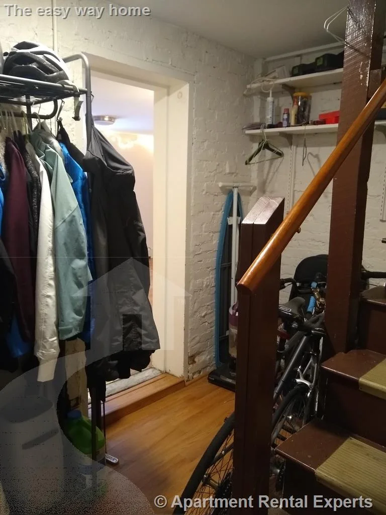 2 bed, 1 bath apartment for rent at 192 Central St Unit B, Magoun Square — photo 11 of 17