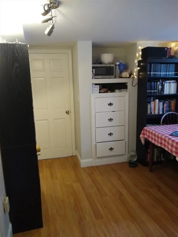 2 bed, 1 bath apartment for rent at 192 Central St Unit B, Magoun Square — photo 6 of 17