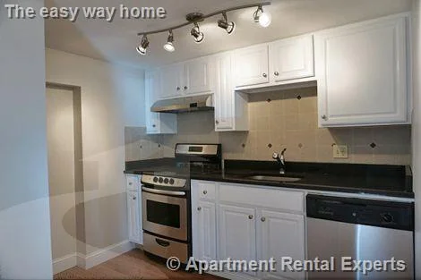 2 bed, 1 bath apartment for rent at 192 Central St Unit B, Magoun Square — photo 17 of 17