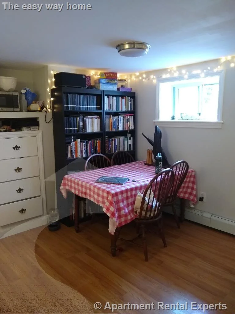 2 bed, 1 bath apartment for rent at 192 Central St Unit B, Magoun Square — photo 7 of 17