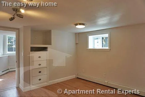 2 bed, 1 bath apartment for rent at 192 Central St Unit B, Magoun Square — photo 4 of 17
