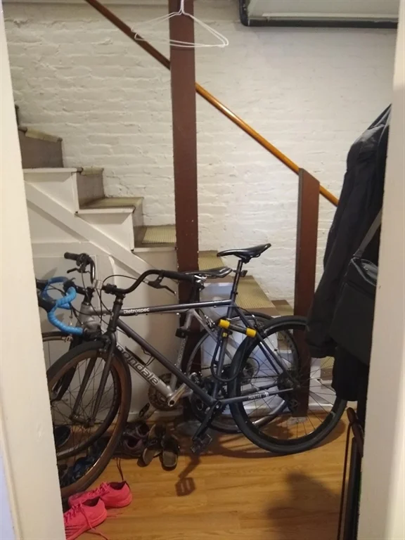 2 bed, 1 bath apartment for rent at 192 Central St Unit B, Magoun Square — photo 9 of 17