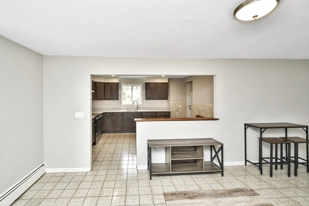 3 bed, 1 bath apartment for rent at 192 Fairmount Ave Unit 1, Hyde Park — photo 13 of 23