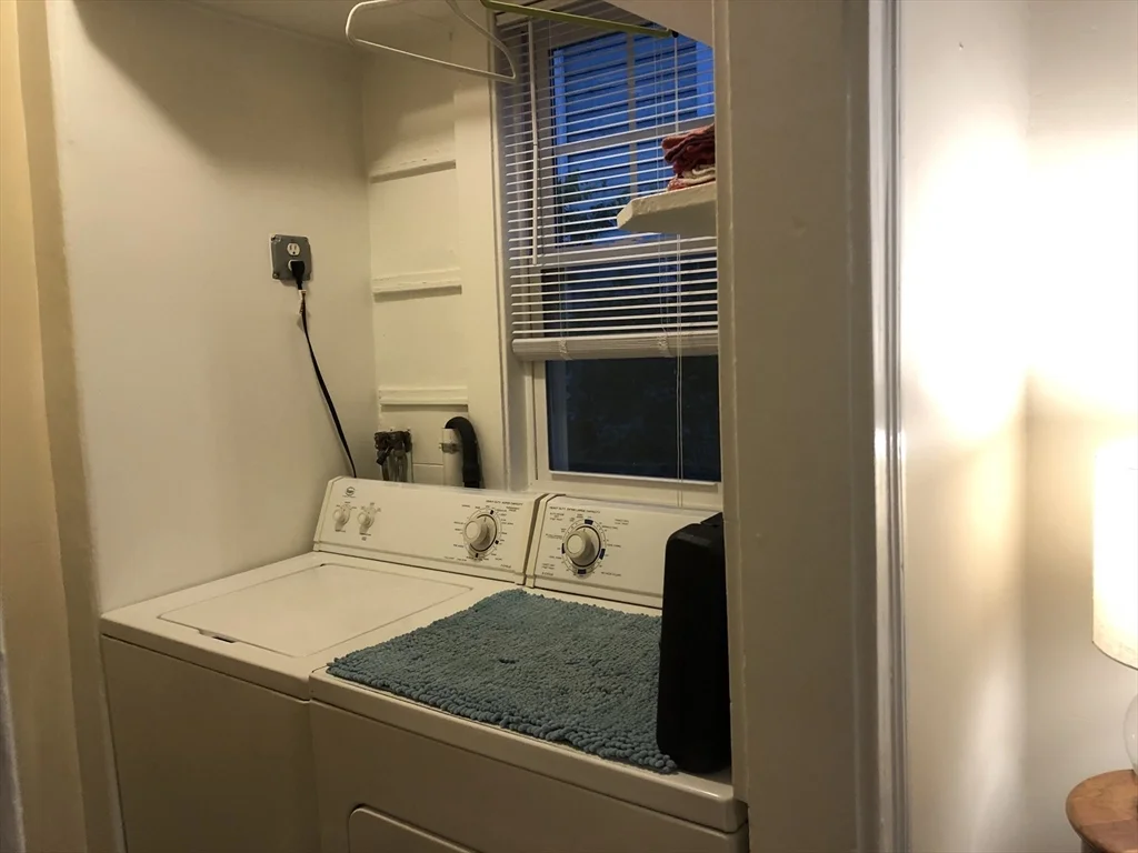 2 bed, 1 bath apartment for rent at 192 Florence St Unit 1, Roslindale — photo 10 of 12