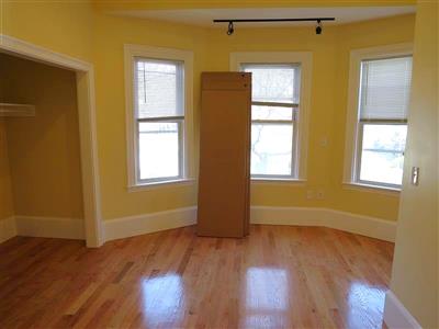 6 bed, 3.5 bath apartment for rent at 192 Holland St Unit 2, Teele Square — photo 10 of 14