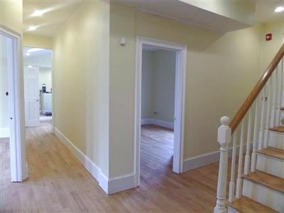 6 bed, 3.5 bath apartment for rent at 192 Holland St Unit 2, Teele Square — photo 4 of 14