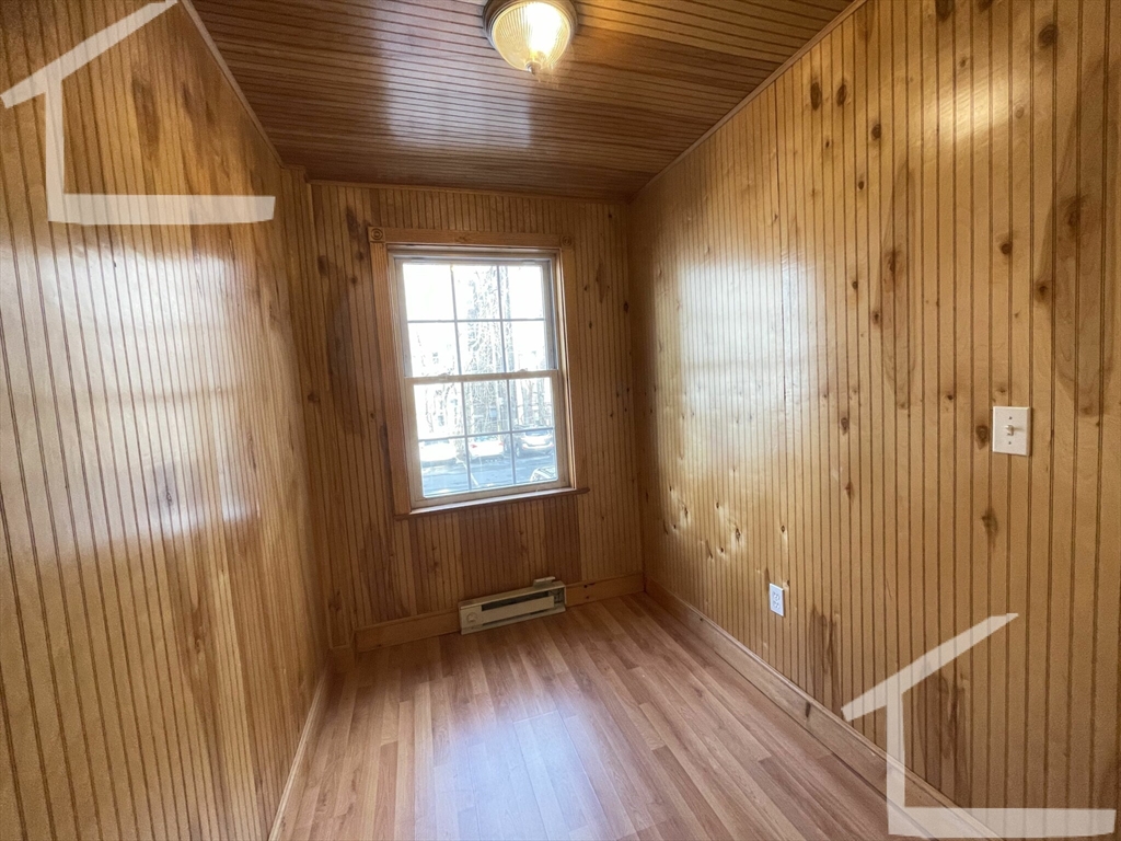 4 bed, 2 bath apartment for rent at 192 Kelton St Unit 1, Allston — photo 9 of 16