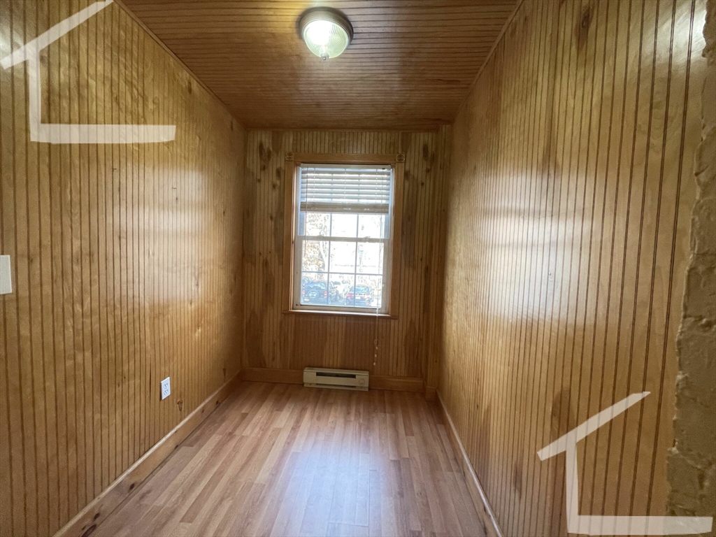 4 bed, 2 bath apartment for rent at 192 Kelton St Unit 1, Allston — photo 14 of 16