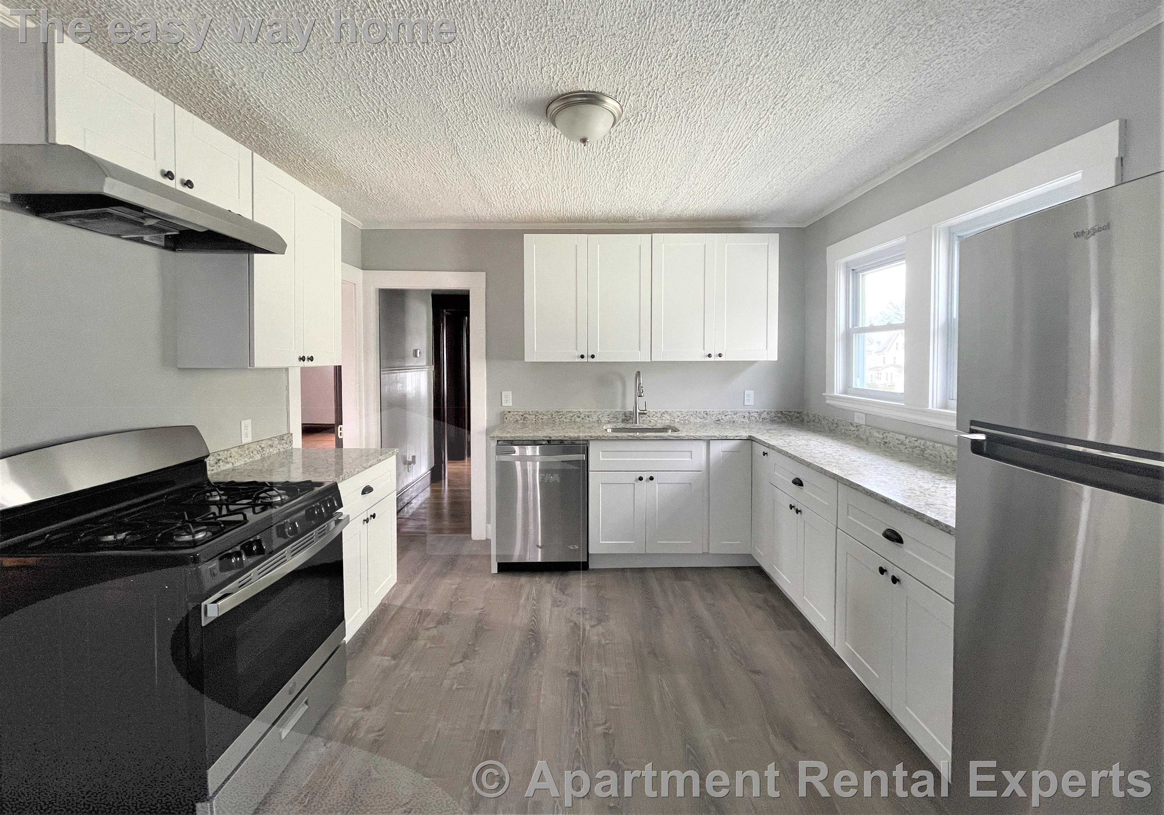 3 bed, 1 bath apartment for rent at 192 Main St, Tufts — photo 3 of 23