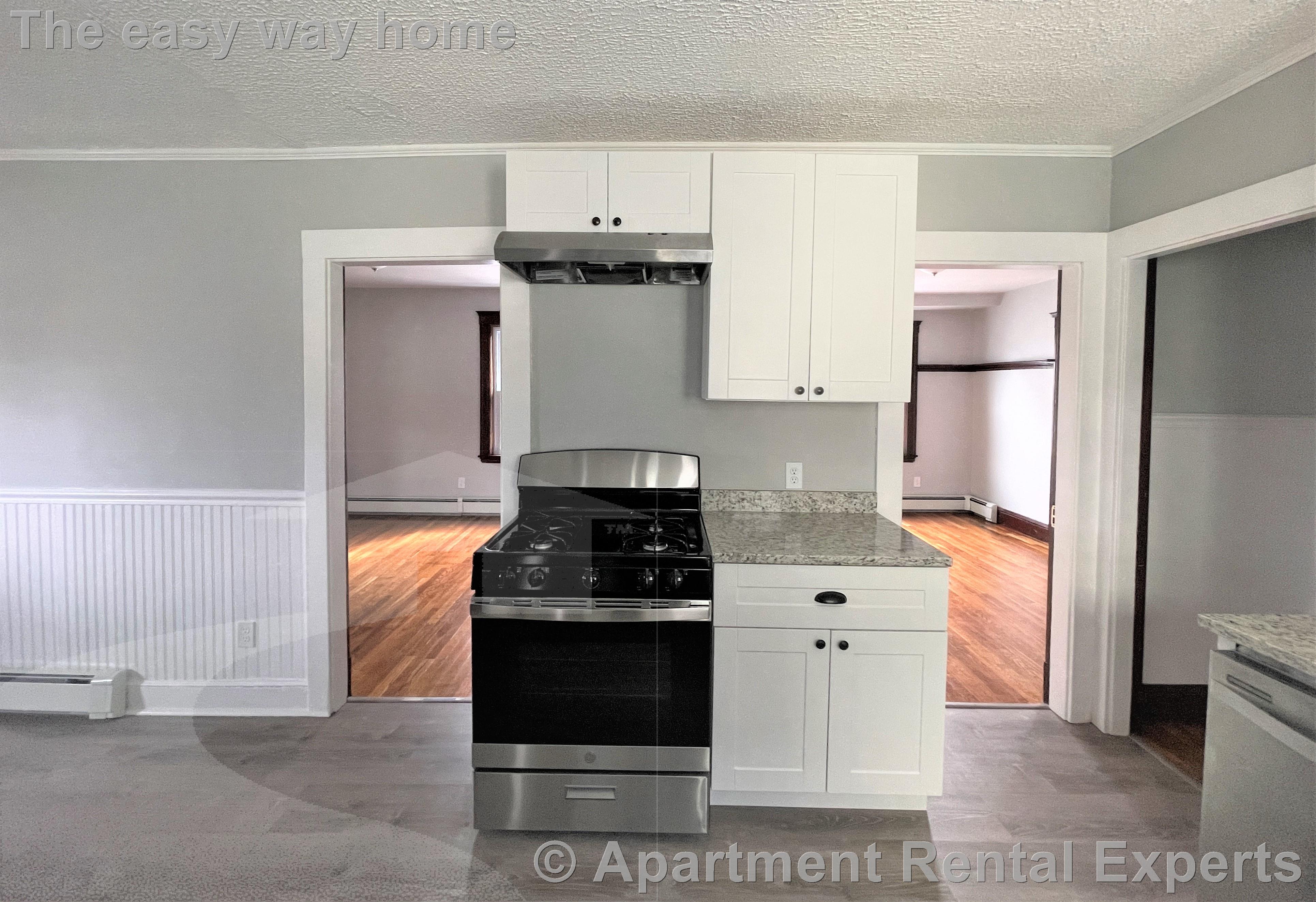 3 bed, 1 bath apartment for rent at 192 Main St, Tufts — photo 2 of 23