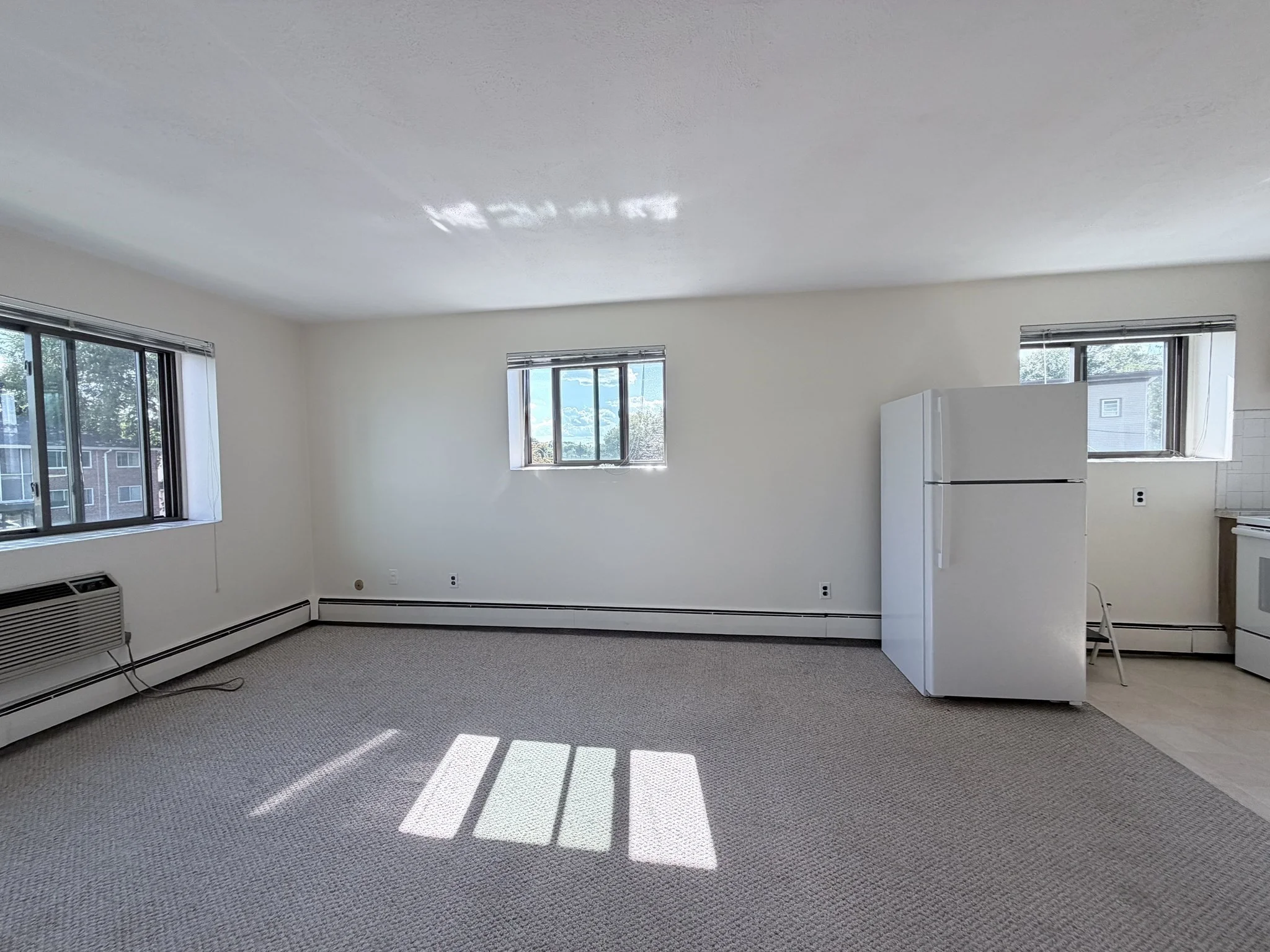 1 bed, 1 bath apartment for rent at 192 Salem St Unit 9, Glenwood — photo 2 of 12