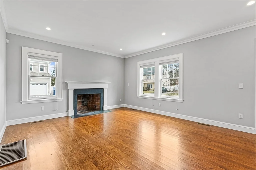 4 bed, 3 bath apartment for rent at 192 Spiers Rd, Newton — photo 7 of 31