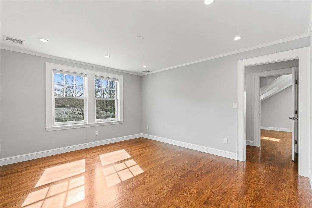 4 bed, 3 bath apartment for rent at 192 Spiers Rd, Newton — photo 19 of 31