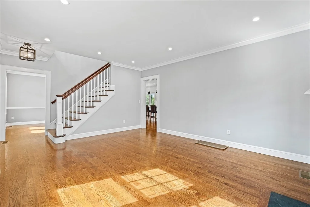 4 bed, 3 bath apartment for rent at 192 Spiers Rd, Newton — photo 8 of 31