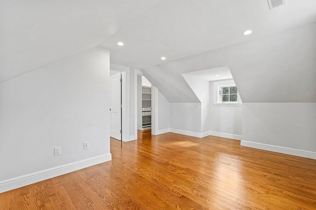 4 bed, 3 bath apartment for rent at 192 Spiers Rd, Newton — photo 21 of 31