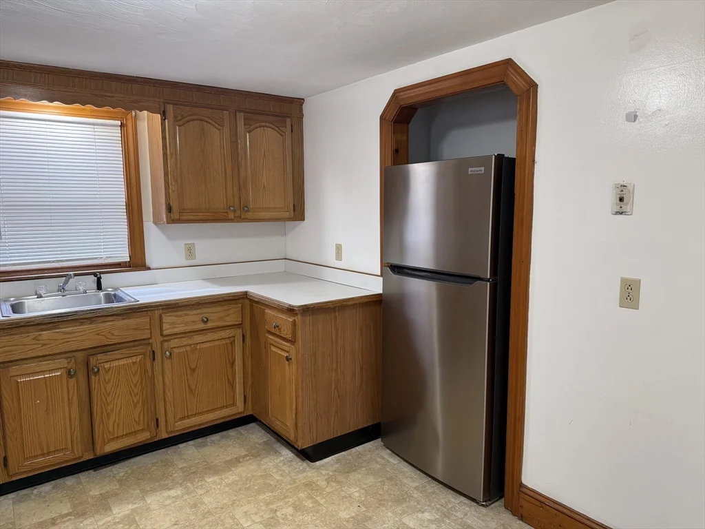1 bed, 1 bath apartment for rent at 192 Spring St, Bridgewater — photo 17 of 21