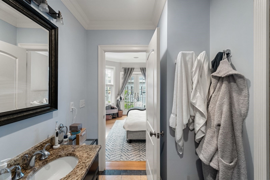 2 bed, 2 bath apartment for rent at 192 W 6th St Unit 2, South Boston — photo 21 of 36