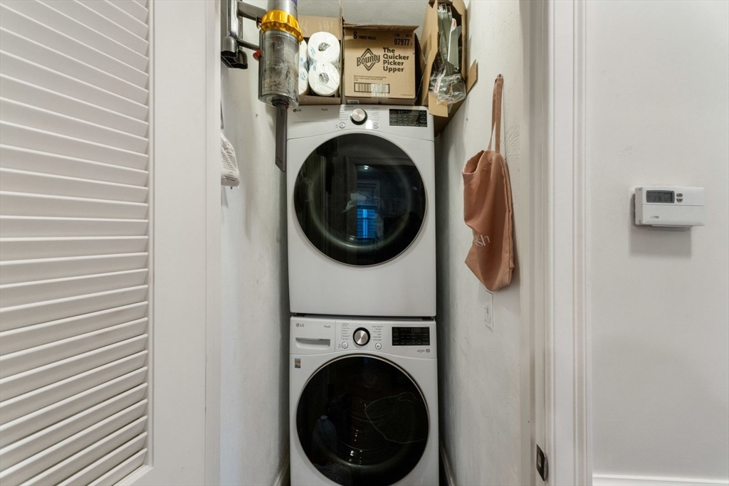 2 bed, 2 bath apartment for rent at 192 W 6th St Unit 2, South Boston — photo 15 of 36