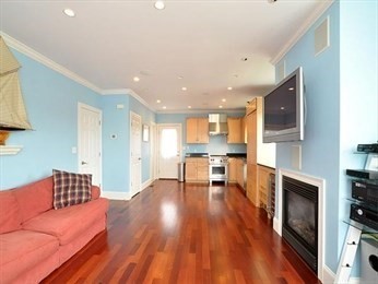 3 bed, 2 bath apartment for rent at 192 Walnut St Unit 192, Dorchester — photo 8 of 26