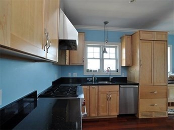 3 bed, 2 bath apartment for rent at 192 Walnut St Unit 192, Dorchester — photo 5 of 26