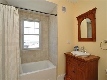 3 bed, 2 bath apartment for rent at 192 Walnut St Unit 192, Dorchester — photo 19 of 26