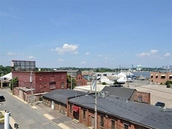 3 bed, 2 bath apartment for rent at 192 Walnut St Unit 192, Dorchester — photo 23 of 26