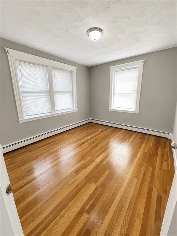 2 bed, 1 bath apartment for rent at 192 Washington St Unit 304, Lynn — photo 3 of 4