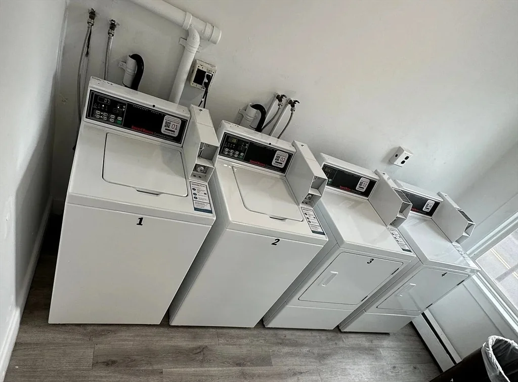 Studio bed, 1 bath apartment for rent at 192 Washinton St Unit 108, Lynn — photo 2 of 2