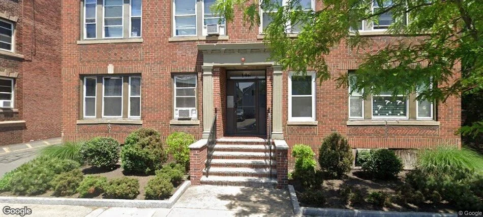 Studio bed, 1 bath apartment for rent at 192 Washinton St Unit 108, Lynn
