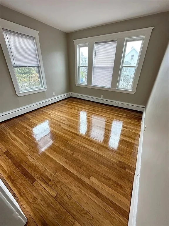 2 bed, 1 bath apartment for rent at 192 Washinton St Unit 303, Lynn — photo 2 of 6