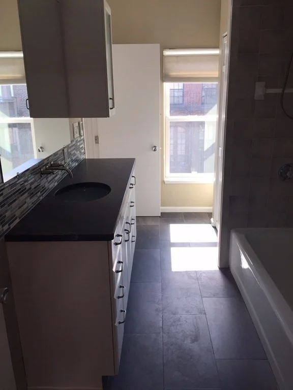 1 bed, 1 bath apartment for rent at 192 West Brookline St Unit 4, South End — photo 7 of 9